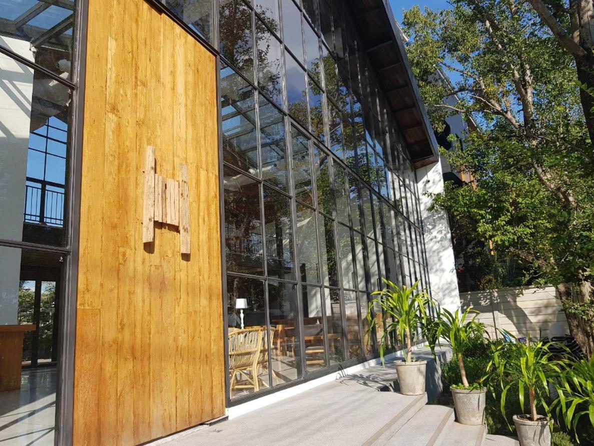 Home Chiang Mai Exterior foto